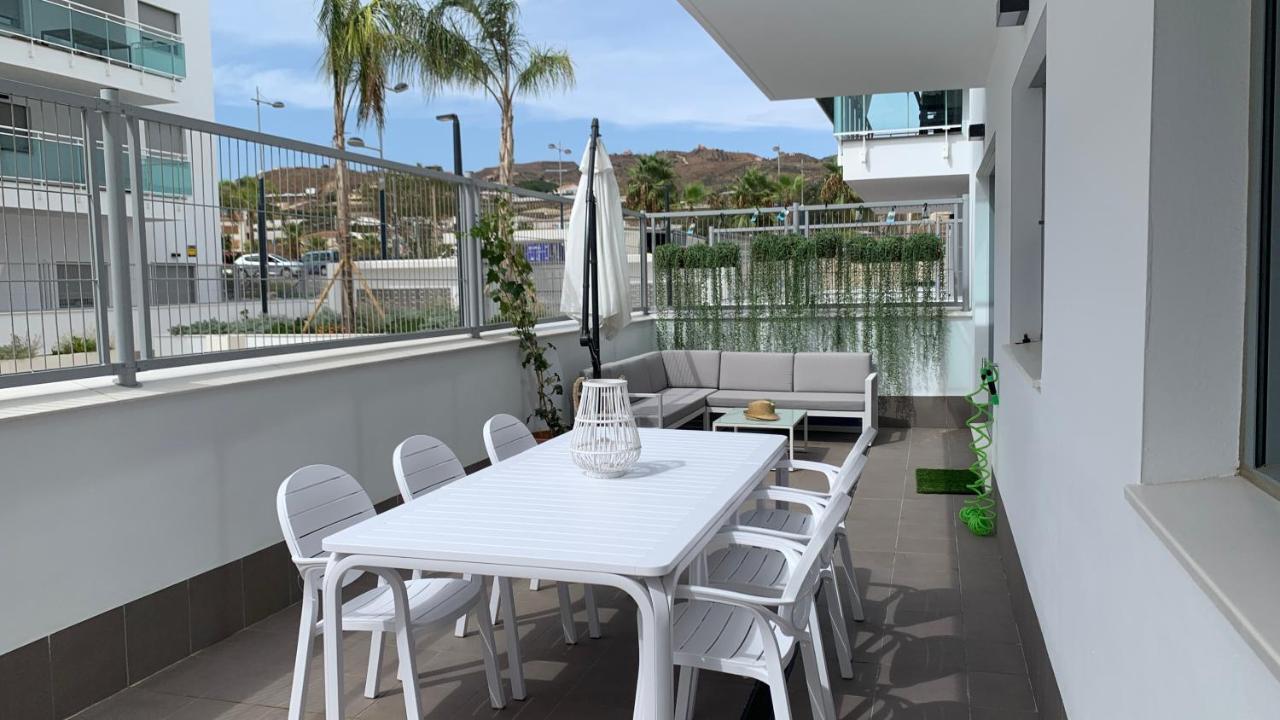 Espectacular Apartamento en primera linea de playa Torrox Exterior foto